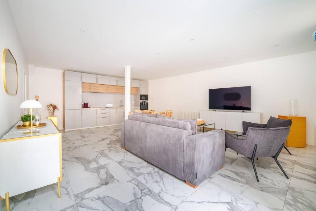 Beautiful Flat For 6 People #6 Daire Asnières Dış mekan fotoğraf
